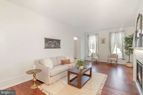 Living - 308 E Derry Rd, Hershey, PA 17033 photo 2 of 5