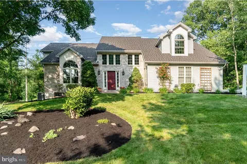 105 Old Federal Rd, Harrisburg, PA 17110