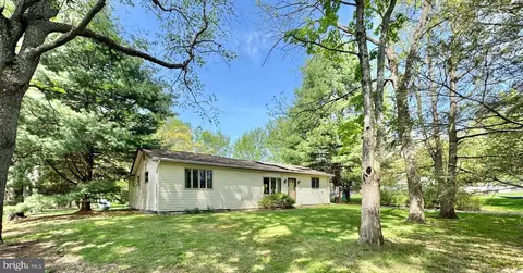 1610 Miller Rd, Dauphin, PA 17018