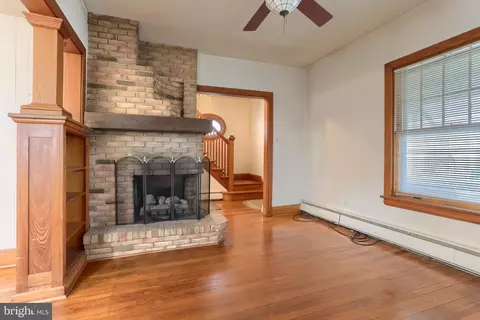 350 E Derry Rd, Hershey, PA 17033 photo 8