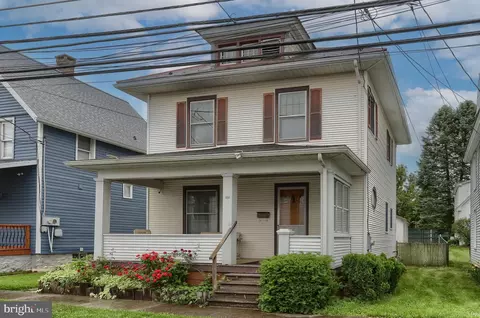 350 E Derry Rd, Hershey, PA 17033 photo 2