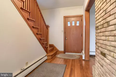 350 E Derry Rd, Hershey, PA 17033 photo 6