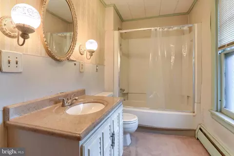 350 E Derry Rd, Hershey, PA 17033 photo 20