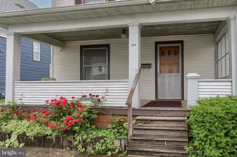 350 E Derry Rd, Hershey, PA 17033 photo 4