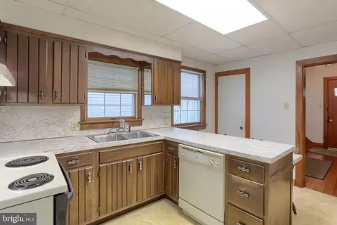 350 E Derry Rd, Hershey, PA 17033 photo 17