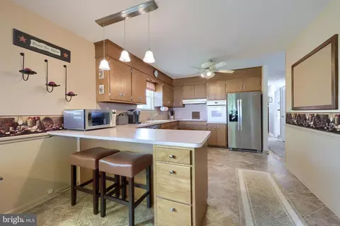 55 Robin Rd, Hershey, PA 17033 photo 23