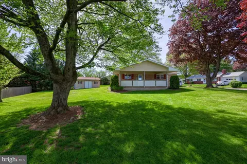 55 Robin Rd, Hershey, PA 17033 photo 36