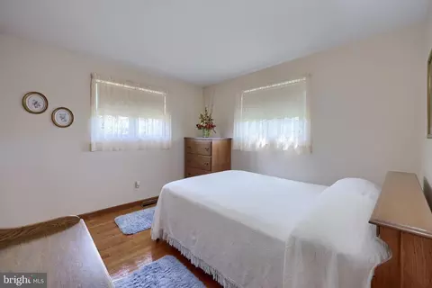 55 Robin Rd, Hershey, PA 17033 photo 5