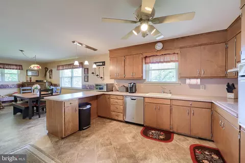 55 Robin Rd, Hershey, PA 17033 photo 15