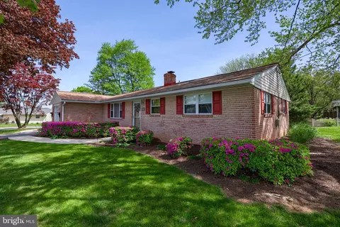 55 Robin Rd, Hershey, PA 17033 photo 27