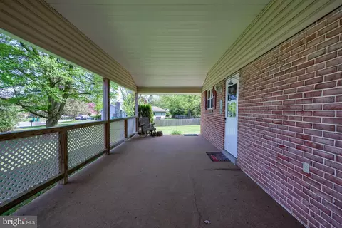 55 Robin Rd, Hershey, PA 17033 photo 31