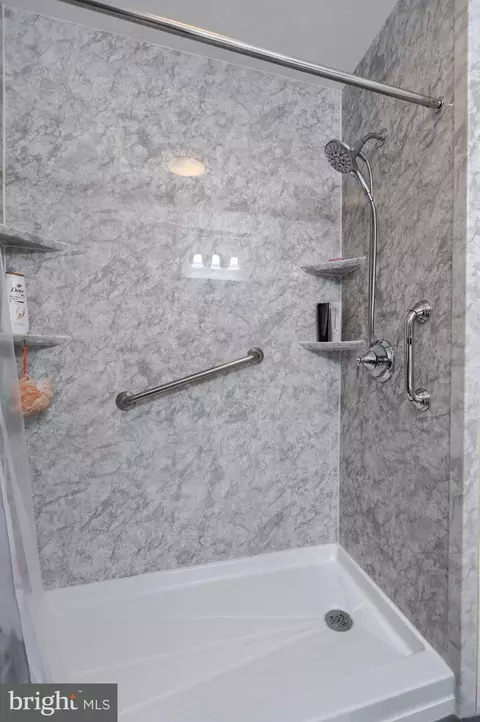55 Robin Rd, Hershey, PA 17033 photo 9