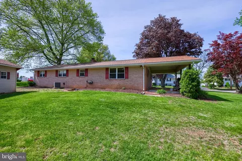 55 Robin Rd, Hershey, PA 17033 photo 38