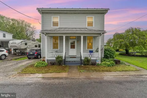 1405 Berrysburg Rd, Millersburg, PA 17061
