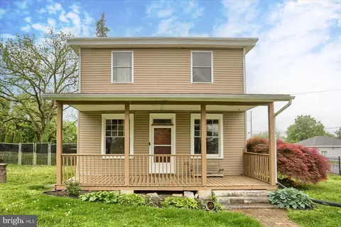100 Holbrook St, Harrisburg, PA 17109