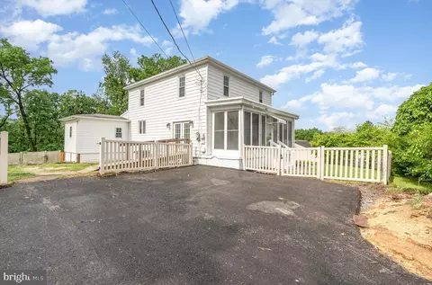 2329 Locust Ln, Harrisburg, PA 17109