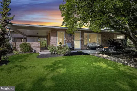 4800 Etta Rd, Harrisburg, PA 17111