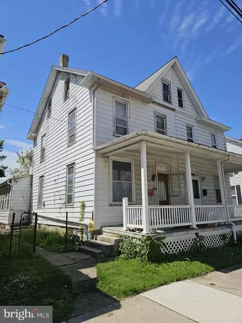 465 2nd St, Highspire, PA 17034