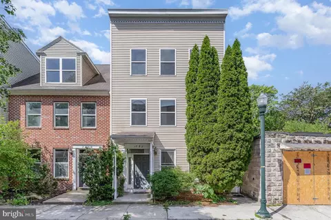 1732 Logan St, Harrisburg, PA 17102