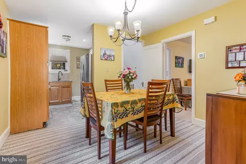Dining - 29 Maple Ave, Hershey, PA 17033 photo 2 of 3