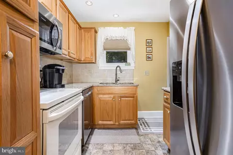 Kitchen - 29 Maple Ave, Hershey, PA 17033 photo 1 of 1