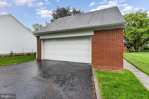 Exterior - 29 Maple Ave, Hershey, PA 17033 photo 10 of 12