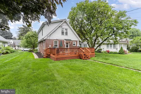Exterior - 29 Maple Ave, Hershey, PA 17033 photo 9 of 12
