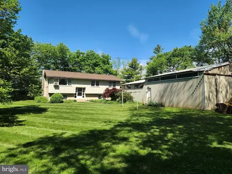 2697 Fulling Mill Rd, Middletown, PA 17057