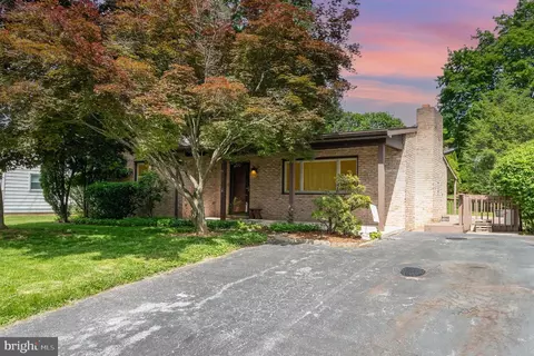 1421 Ford Ave, Harrisburg, PA 17109