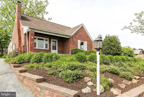 3208 Penbrook Ave, Harrisburg, PA 17109