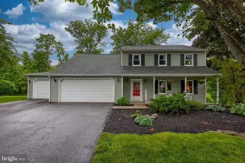 108 Woodridge Dr, Harrisburg, PA 17110