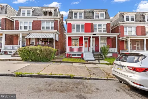 1827 Park St, Harrisburg, PA 17103