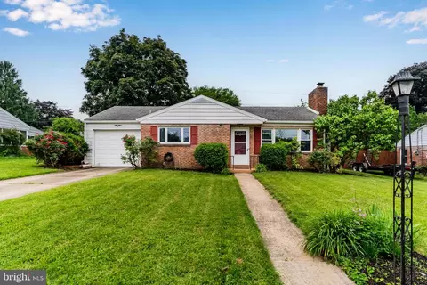 410 Belvedere Rd, Harrisburg, PA 17109