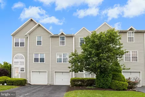 6641 Springford Ter, Harrisburg, PA 17111