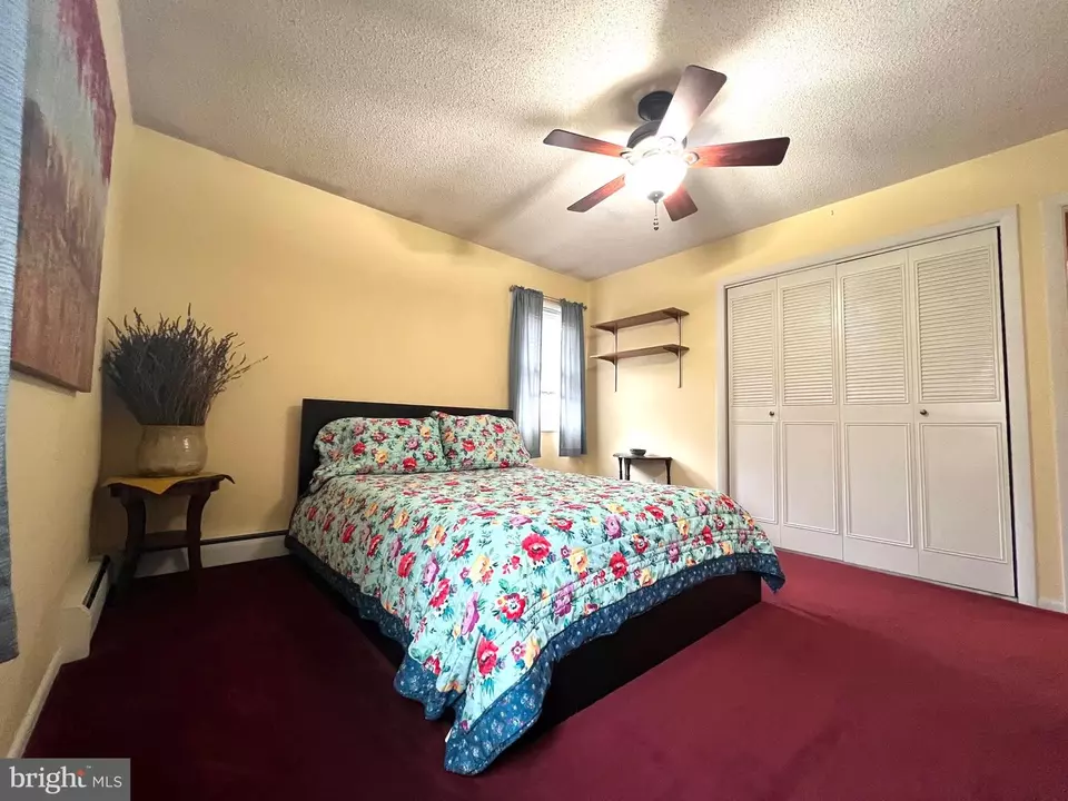 Bedroom - 480 Hoffman Dr, Harrisburg, PA 17111 photo 7 of 7