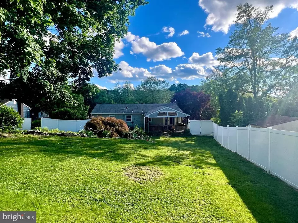 Exterior - 480 Hoffman Dr, Harrisburg, PA 17111 photo 8 of 15