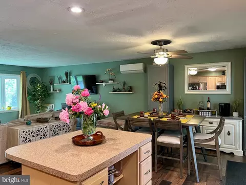 Dining - 480 Hoffman Dr, Harrisburg, PA 17111 photo 1 of 4