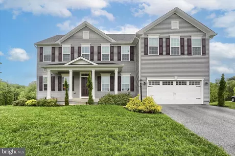 3974 Secretariat St, Harrisburg, PA 17112