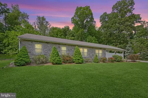 4748 Ridge Rd, Elizabethtown, PA 17022