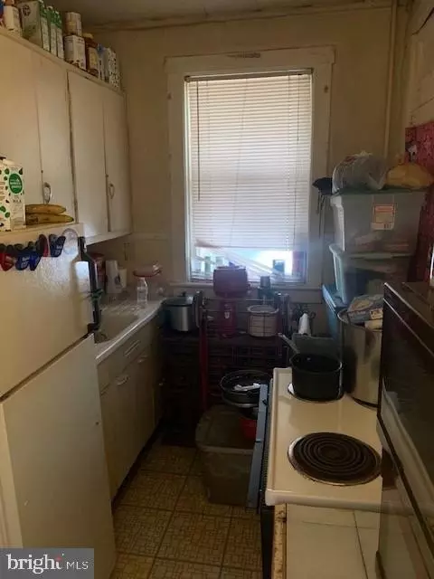 Kitchen - 1926 Paxton St, Harrisburg, PA 17104 photo 1 of 2