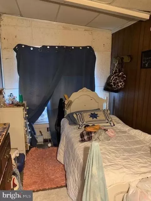 Bedroom - 1926 Paxton St, Harrisburg, PA 17104 photo 2 of 4