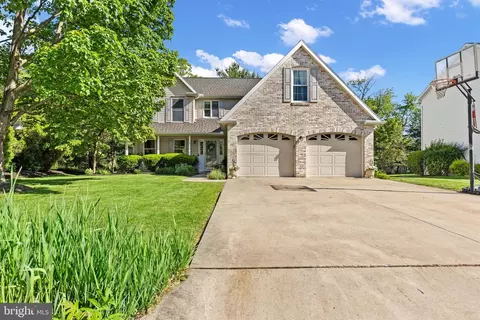 4011 Thicket Ln, Harrisburg, PA 17110