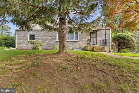 1105 Enterline Rd, Harrisburg, PA 17110