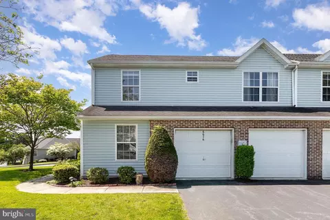 6676 Springford Ter, Harrisburg, PA 17111