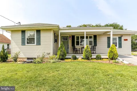 8678 Paxton St, Hummelstown, PA 17036