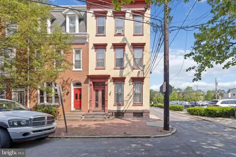 218 Briggs St, Harrisburg, PA 17101