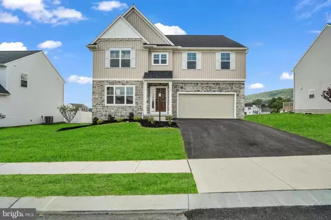 102 Margot Ct, Harrisburg, PA 17112