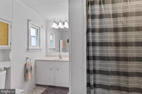 229 E Canal St, Hershey, PA 17033 photo 16