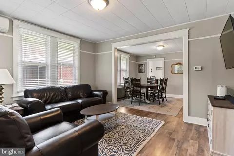 229 E Canal St, Hershey, PA 17033 photo 2