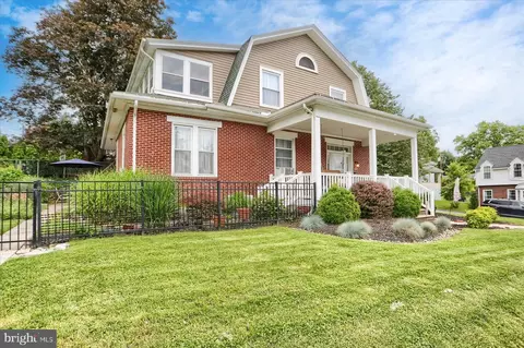 3124 Brisban St, Harrisburg, PA 17111